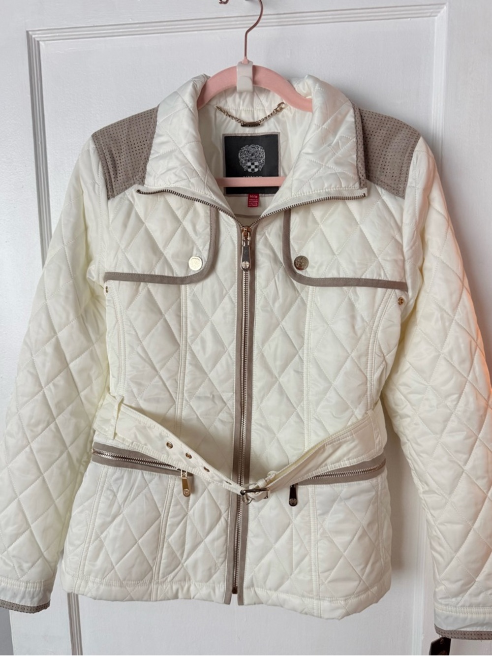NWT Vince Camuto Quilted Women’s Cream Jacket with Belt and Taupe Suede Details